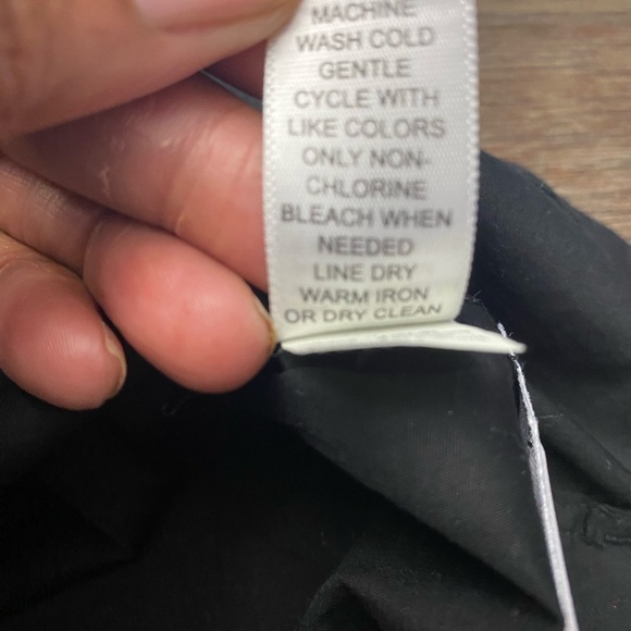 Banana Republic Men's Black Short Sleeve  button up Shirt size medium 15-15 1/2 - Picture 7 of 8